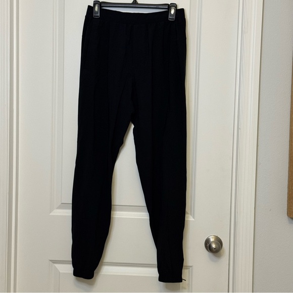 lululemon athletica Black Jogger Sweatpants - Picture 1 of 4